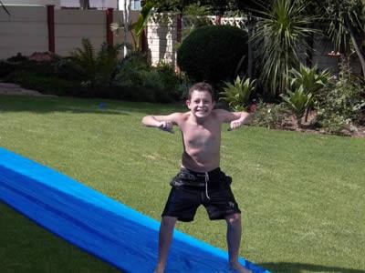 Click for original image 25k 400x300