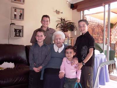 Click for original image 56k 400x300